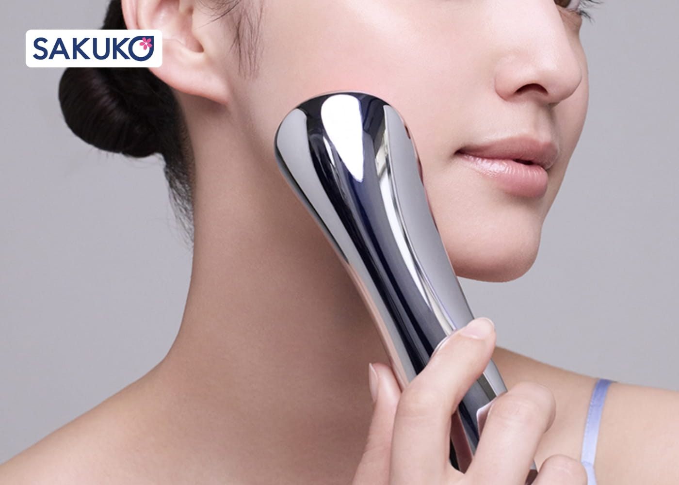 Axxzia Mate For Face: Máy mát xa mặt cầm tay của Nhật từ thương hiệu cho Spa&nbsp;chuyên nghiệp