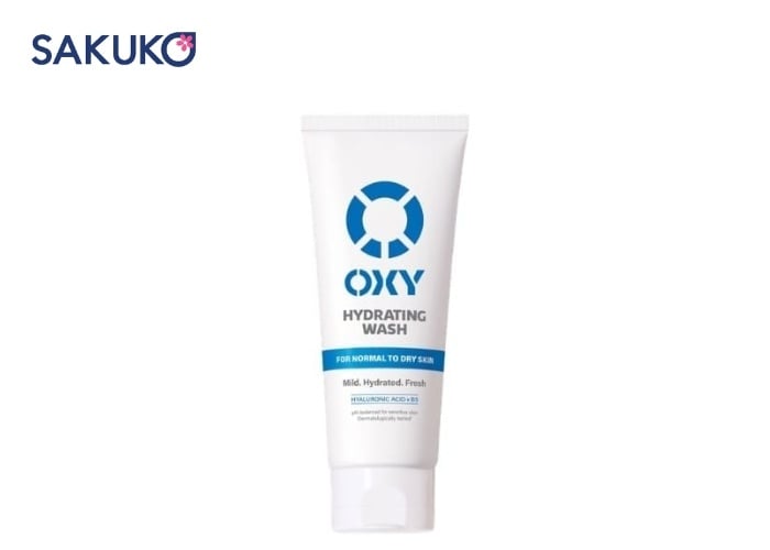 Oxy Hydrating Wash có kết cấu dạng gel siêu mượt, không gây khô căng.