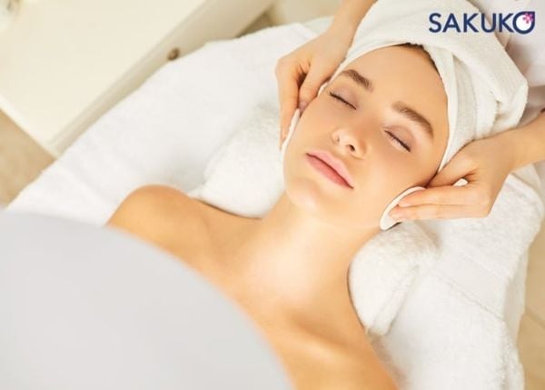 Lưu ý khi dùng sữa rửa mặt và tẩy da chết