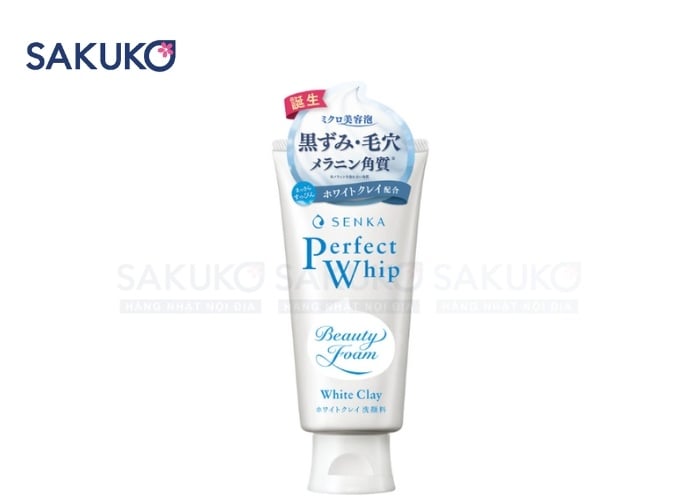 Senka Perfect White Clay giúp hút sạch dầu thừa, mụn đầu đen