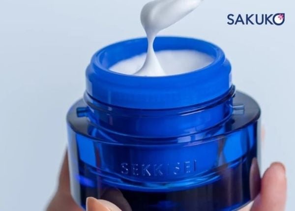 KOSÉ SEKKISEI cấp ẩm hiệu quả