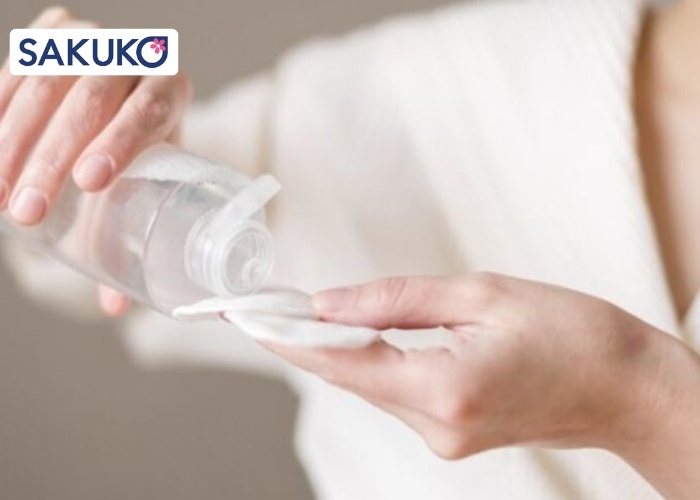 Tác dụng nước tẩy trang