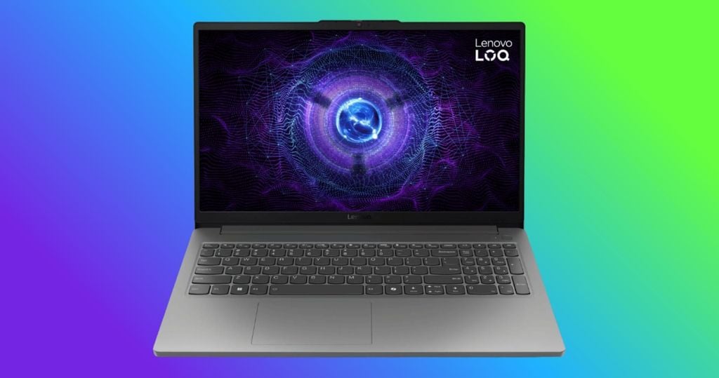 Lenovo LOQ Essential 15IAX9E 83LK0079VN chơi fifa online 4 nhờ cấu hình mạnh