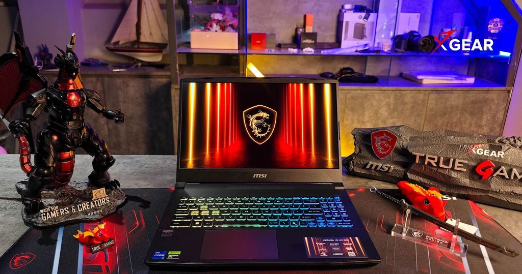 MSI Katana 15 HX B14WFK 294VN phù hợp với sinh viên cntt