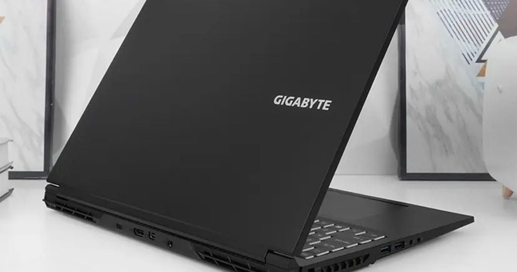 Laptop Gaming Gigabyte G6X 9KG 43VN853SH để chơi Wuthering Waves