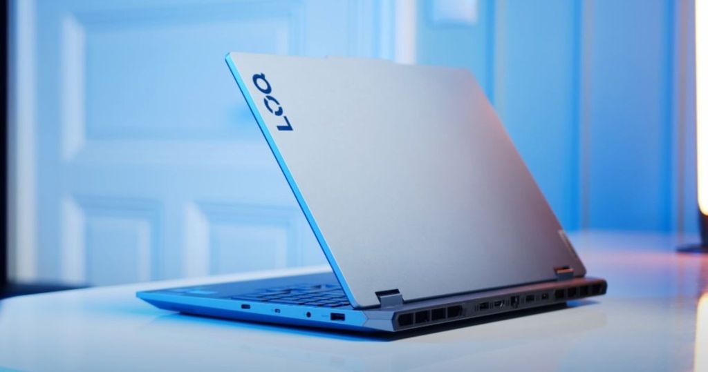 Lenovo LOQ 15AHP10 83JG0047VN chơi ARK