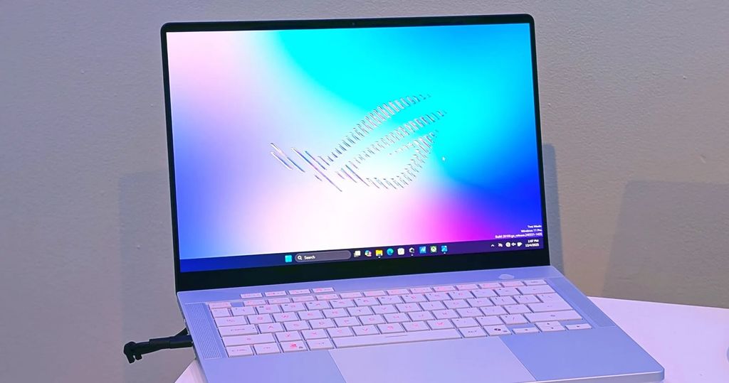 Tấm nền ROG Nebula HDR OLED trên các dòng asus rog