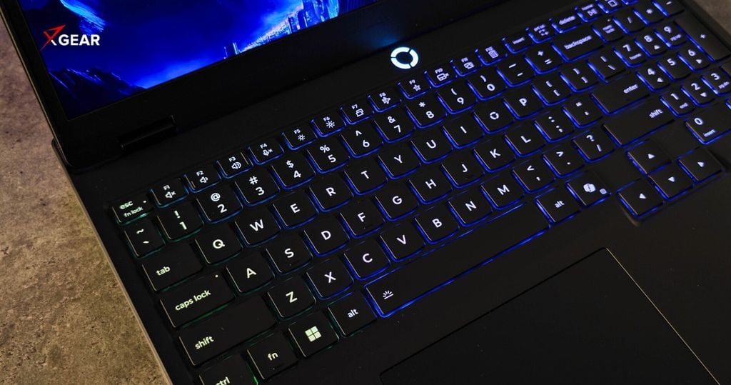 Laptop Lenovo Legion 5 15IRX10 trang bị bàn phím gaming 4 vùng sRGB