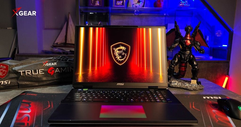 MSI Titan 18 HX A2XW được thiết kế từ hợp kim Magie và nhôm sang trọng chắc chắn