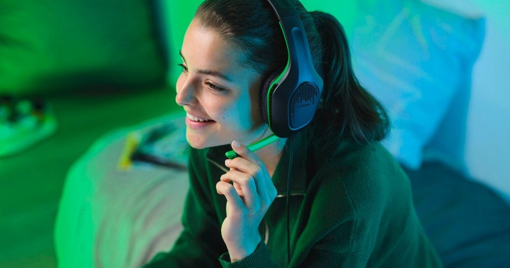 Headset có ưu nhược điểm gì