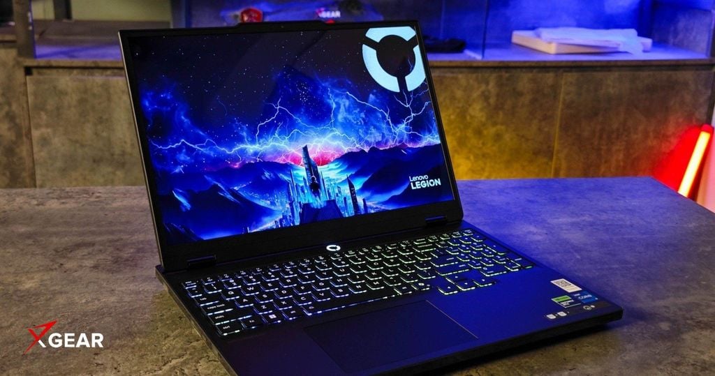 Lenovo Legion 5 15IRX10 83LY00HRVN màn đẹp 100 srgb
