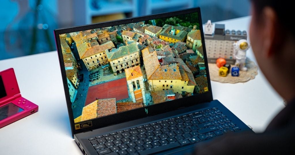 cách dùng laptop srgb tối ưu, tận dụng được hiệu quả màn hình