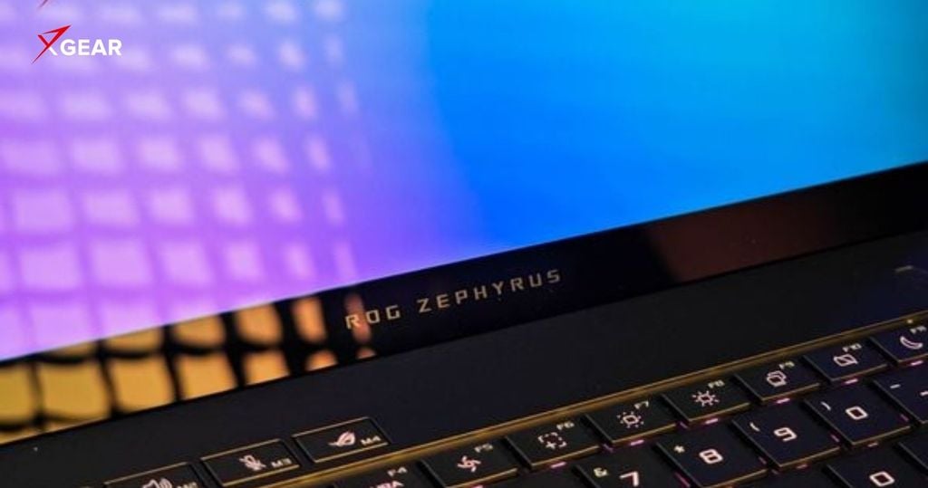 Asus ROG Zephyrus G14 GA403WW-QS136WS laptop có màn hình OLED