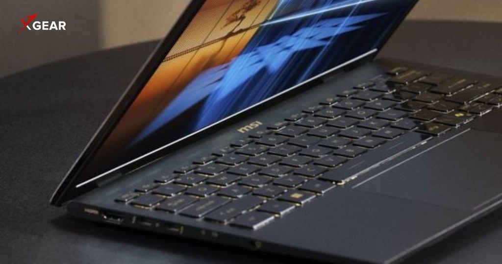 MSI Prestige 13 AI+ Ukiyo-e Edition A2VMG-075VN laptop có màn hình OLED