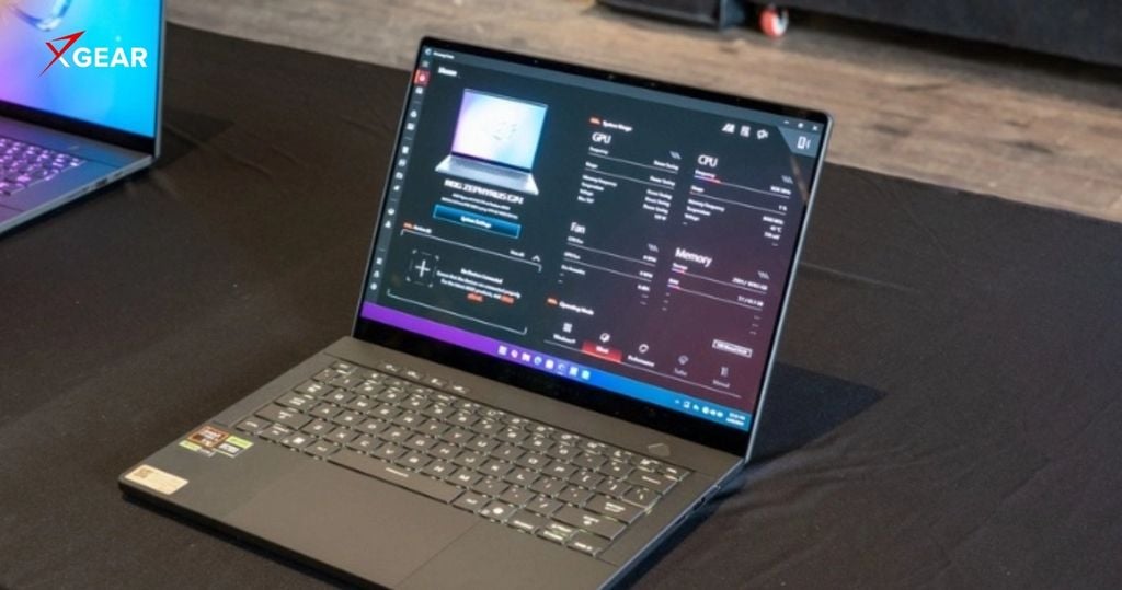 Asus ROG Zephyrus G16 GU605CX-QR147W laptop có màn hình OLED