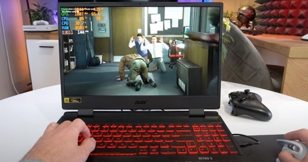 sử dụng hdd sẽ giảm được tình trạng di chuyển chậm khi chơi game