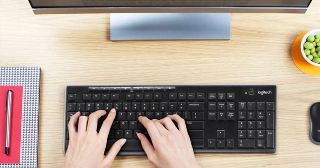 Bàn phím văn phòng không dây Logitech K270 Đen