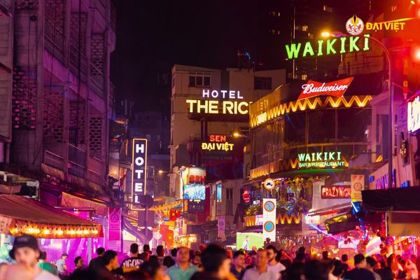 Khách sạn The Rice nằm ở vị trí đắc địa, quý khách có thể tiếp cận những điểm tham quan nổi tiếng nhanh chóng