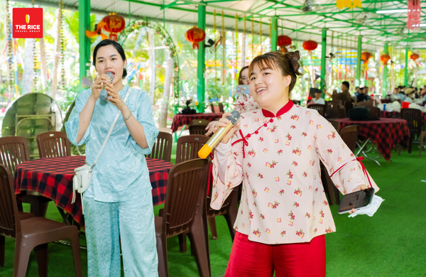 Tận hưởng kỳ nghỉ hoàn hảo – Đặt tour ngay hôm nay để được The Rice phục vụ tốt nhất nha khách ơi