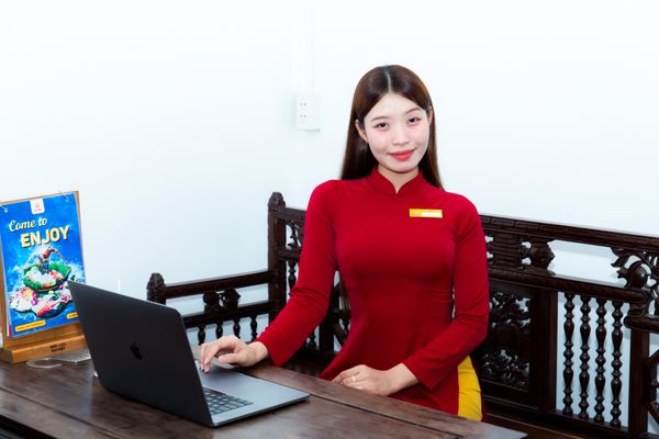 Quý khách nên đặt phòng sớm để tránh hết phòng khi sát ngày du lịch