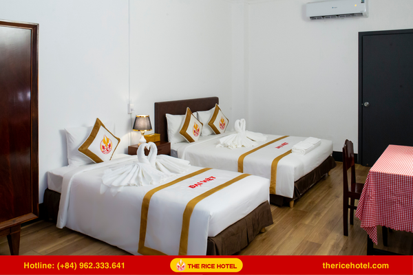 The Rice Hotel - a comfortable place to stay in the city center.
