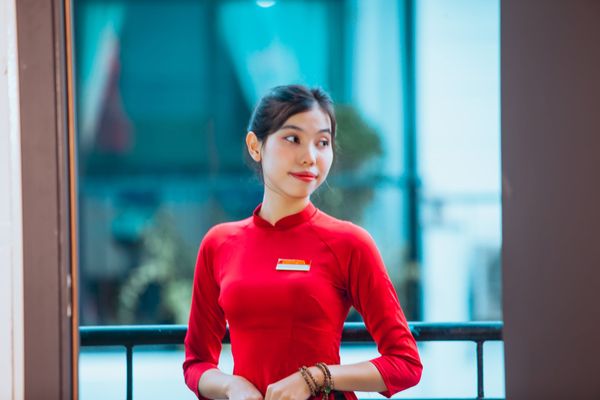 Đội ngũ nhân viên đóng vai trò như những người bạn, hỗ trợ khách tận tình khi lưu trú tại The Rice