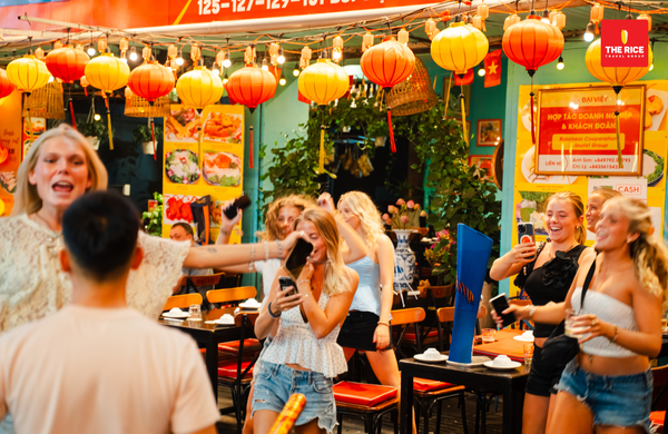 Bui Vien Street - a must-visit nightlife spot for all tourists visiting Saigon.