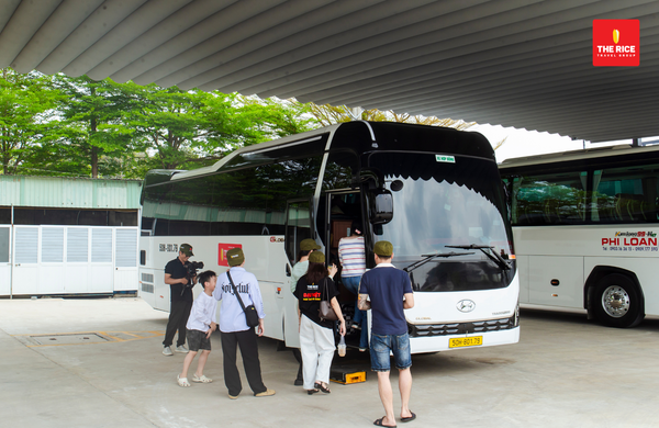Đặt tour The Rice Travel Group ngay hôm nay để nhận được tư vấn chi tiết nha khách ơi