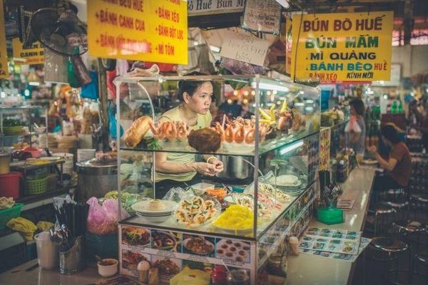 Ben Thanh Market - a must-visit culinary destination when coming to Saigon
