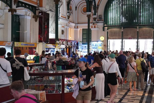 The City Post Office has a spacious and pleasant atmosphere