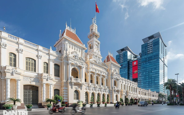 Quận 1 - nơi tập hợp nhiều địa điểm vui chơi lẫn tham quan cho khách