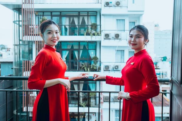 Đội ngũ lễ tân hoạt động 24/7