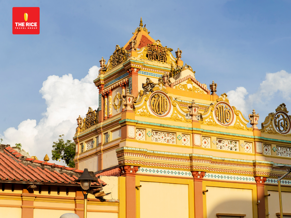 Each stop along the way is not only beautiful but also holds historical and cultural significance for the local people.