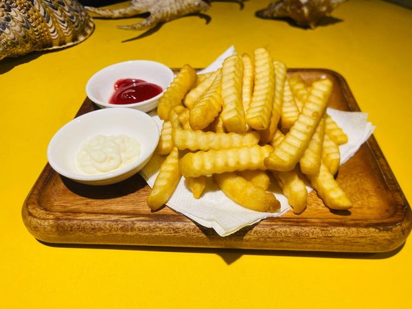 Free breakfast is served to all guests.