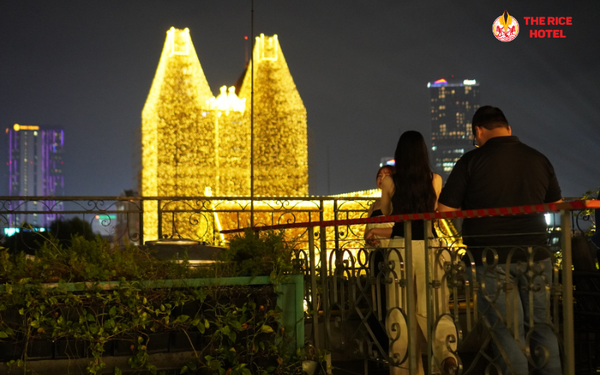 The Rice Hotel is located in the city center, near popular tourist attractions.