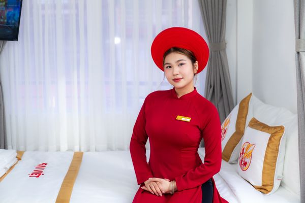 Đội ngũ nhân viên khách sạn The Rice vô cùng nhiệt tình