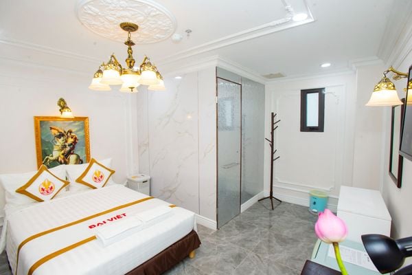 Tại Sài Gòn có khá nhiều khách sạn lớn nhỏ, thế nhưng để chọn một nơi vừa trung tâm giá cả lại phù hợp thì không hề đơn giản