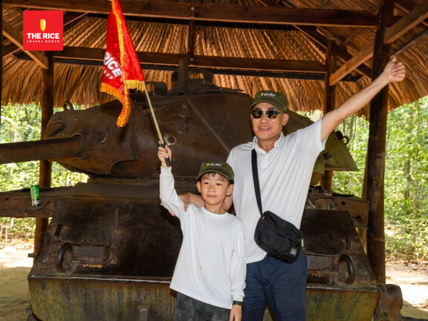 Cu Chi Tunnels