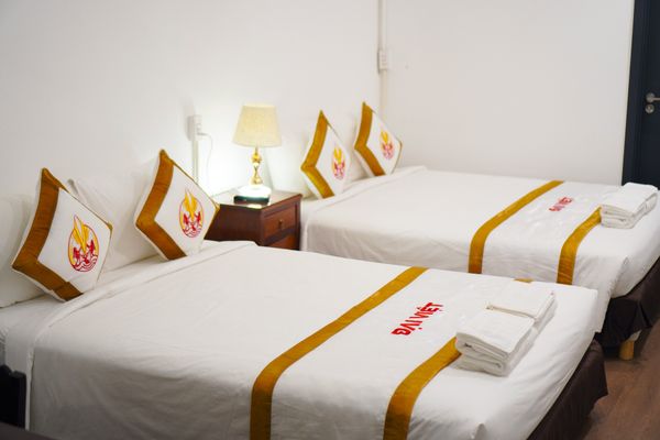 The Rice Hotel offers a variety of room types, providing a comfortable stay