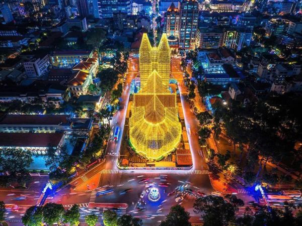 nhà thờ đức bà