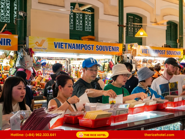 Thành phố Hồ Chí Minh luôn là điểm thu hút đông đảo du khách ghé thăm