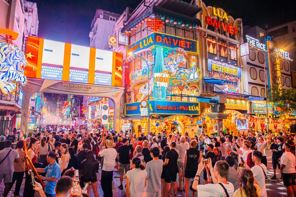 Phố Tây Bùi Viện