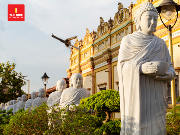 mỗi nơi dừng chân đều mang ý nghĩa lịch sử rõ ràng