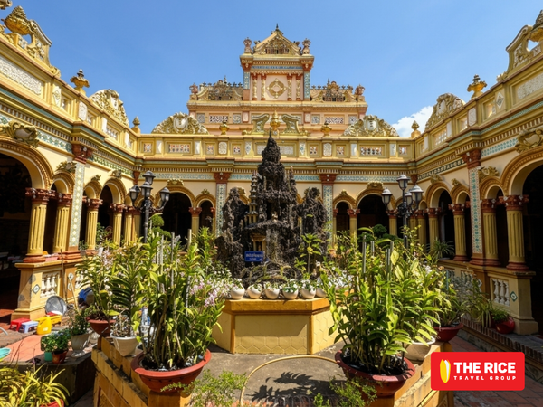 Vinh Trang Pagoda