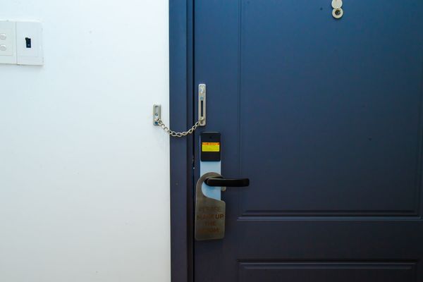 The rooms are equipped with both interior and exterior locks, ensuring guests' peace of mind during their stay.