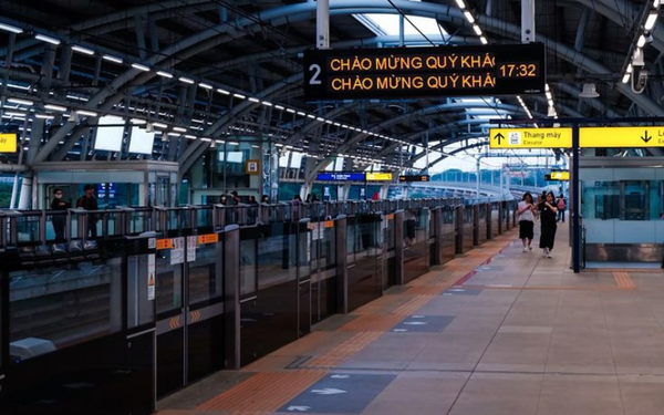 Ga Metro tại thành phố đã đi vào hoạt động và được lòng đông đảo du khách