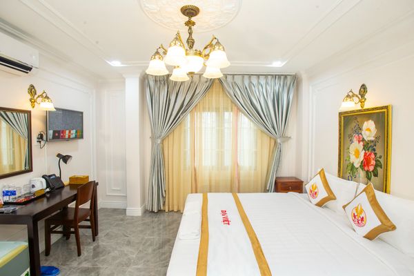 The Rice 180 Bùi Viện - khách sạn đáng thử khi du lịch thành phố Hồ Chí Minh