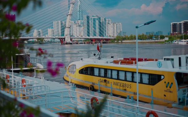 Trải nghiệm Saigon Water Bus