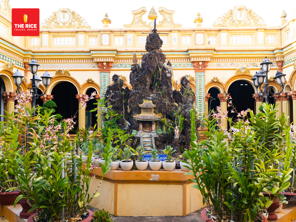Vinh Trang Pagoda