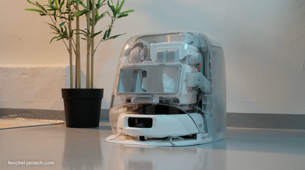 DJI ROMO công nghệ lau sàn